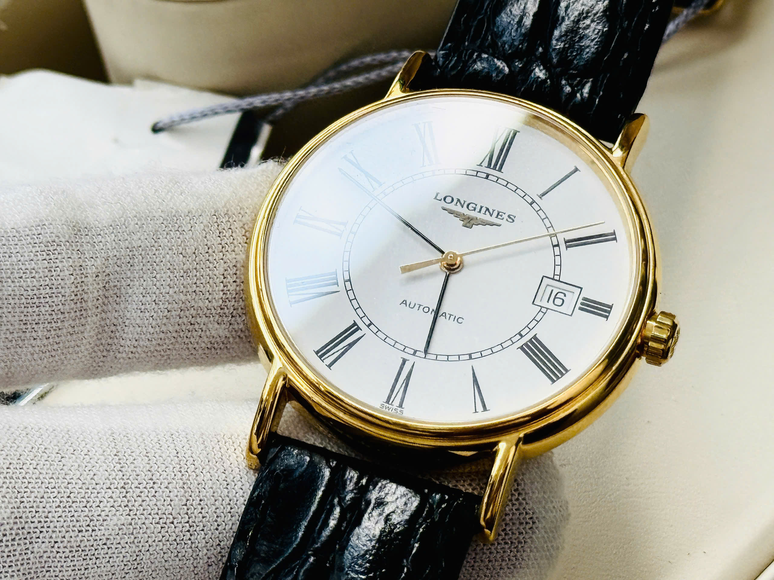 Đồng hồ Longines Presence Classic Automatic L4.921.2.11.2 chính hãng 3