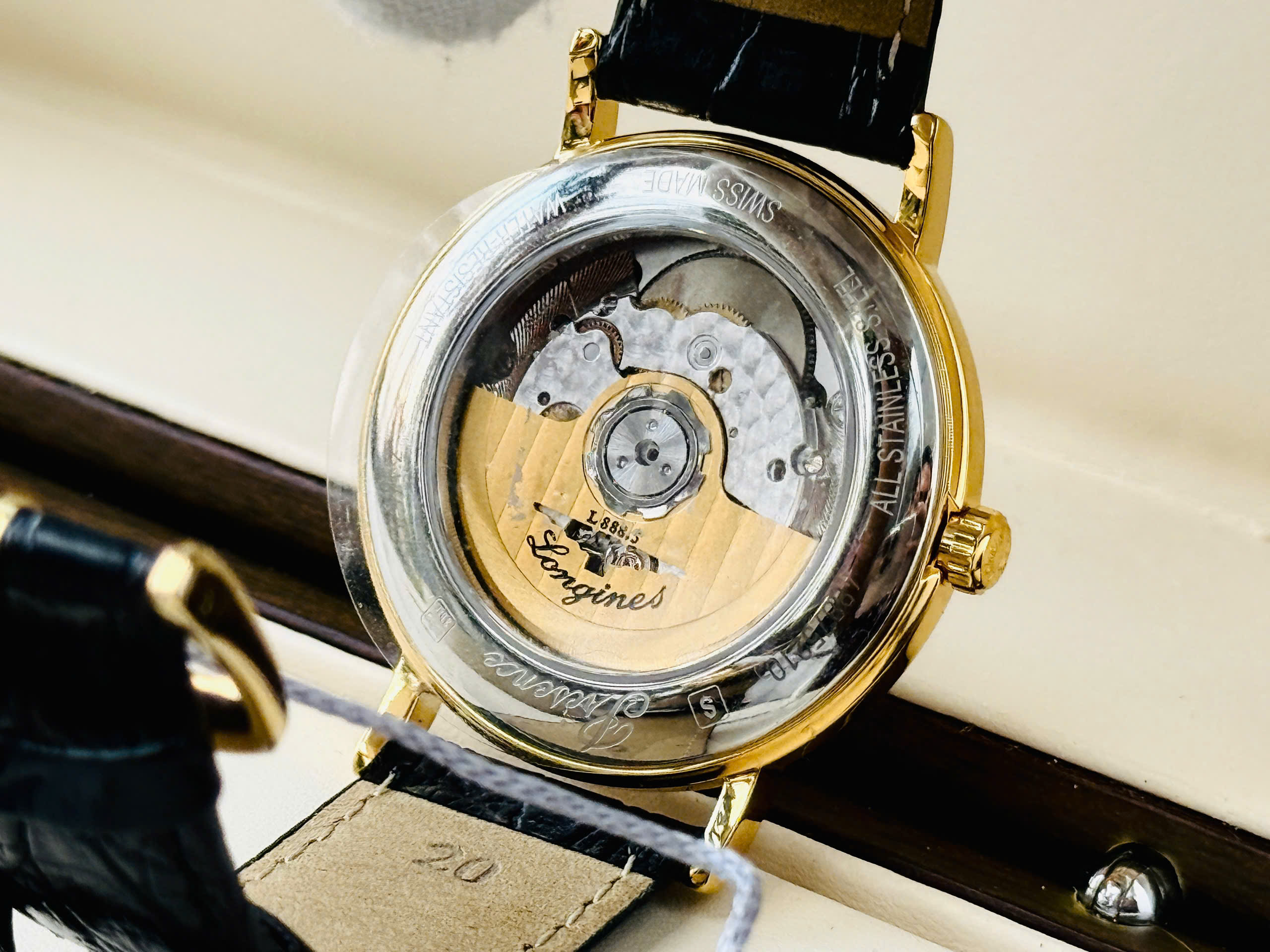 Đồng hồ Longines Presence Classic Automatic L4.921.2.11.2 chính hãng 6