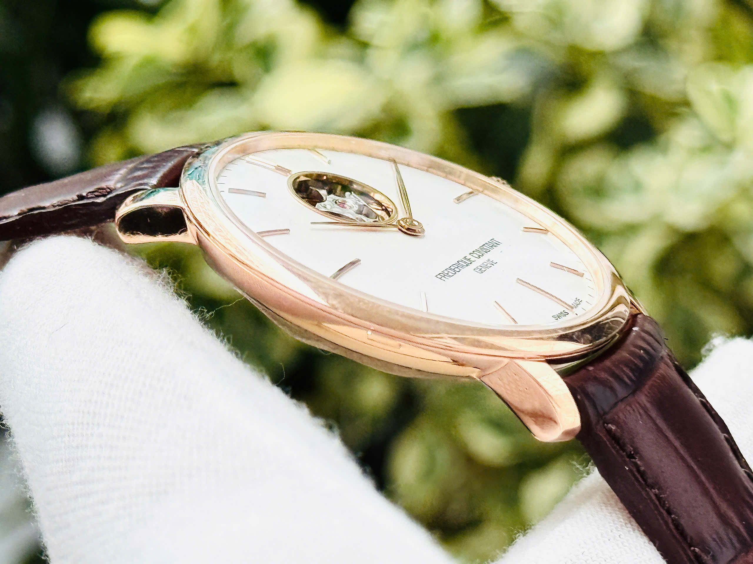 Đồng hồ Frederique Constant Slimline Open Heart FC-312V4S4 chính hãng 5
