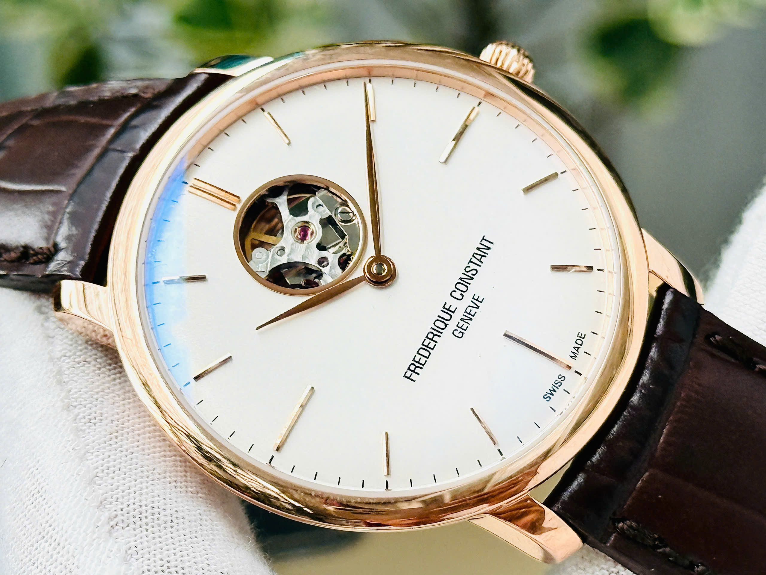 Đồng hồ Frederique Constant Slimline Open Heart FC-312V4S4 chính hãng 9