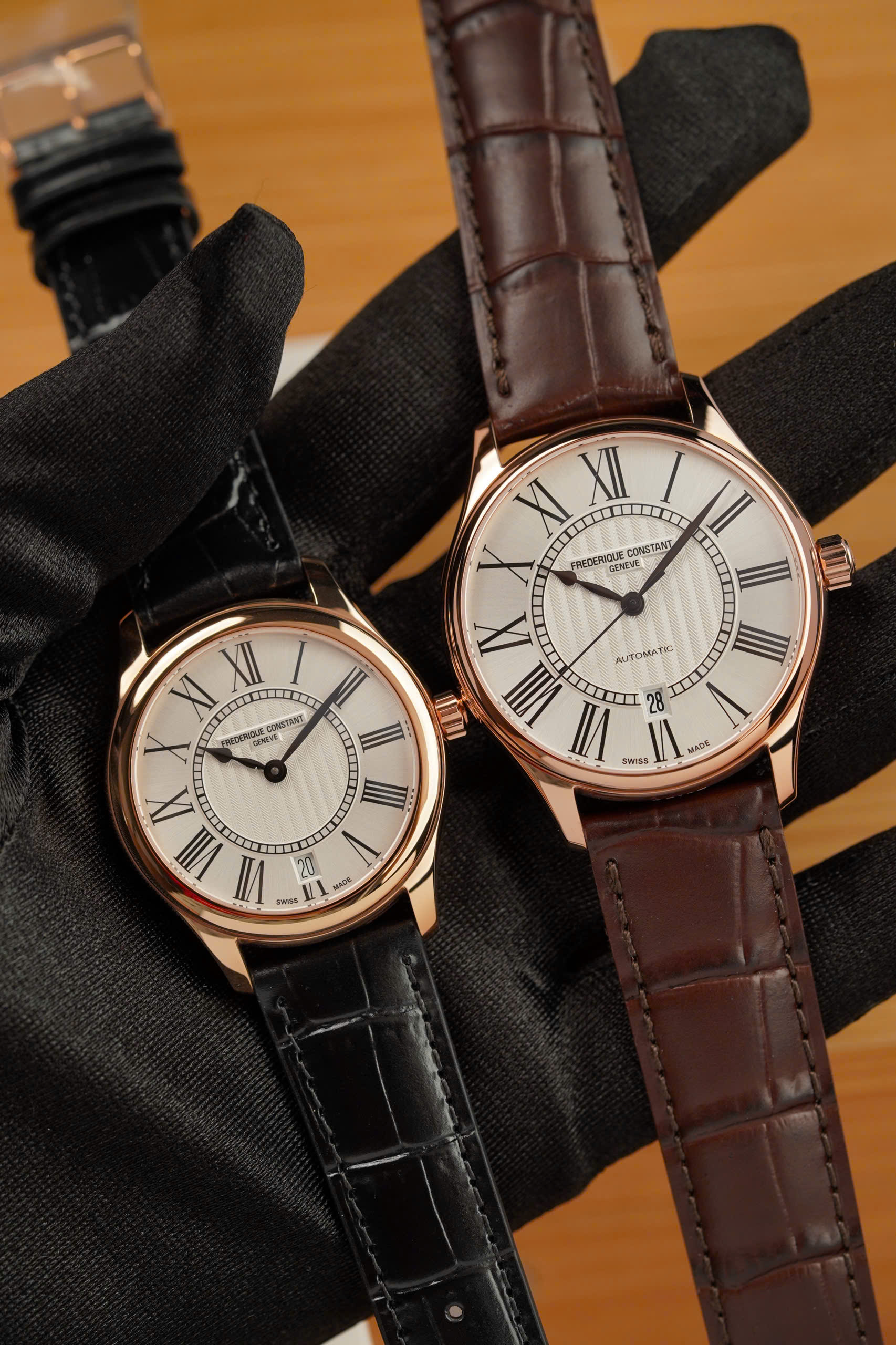 Đồng hồ đôi Frederique Constant FC-303MR5B4 & FC-220MS3B4 Chính Hãng 5