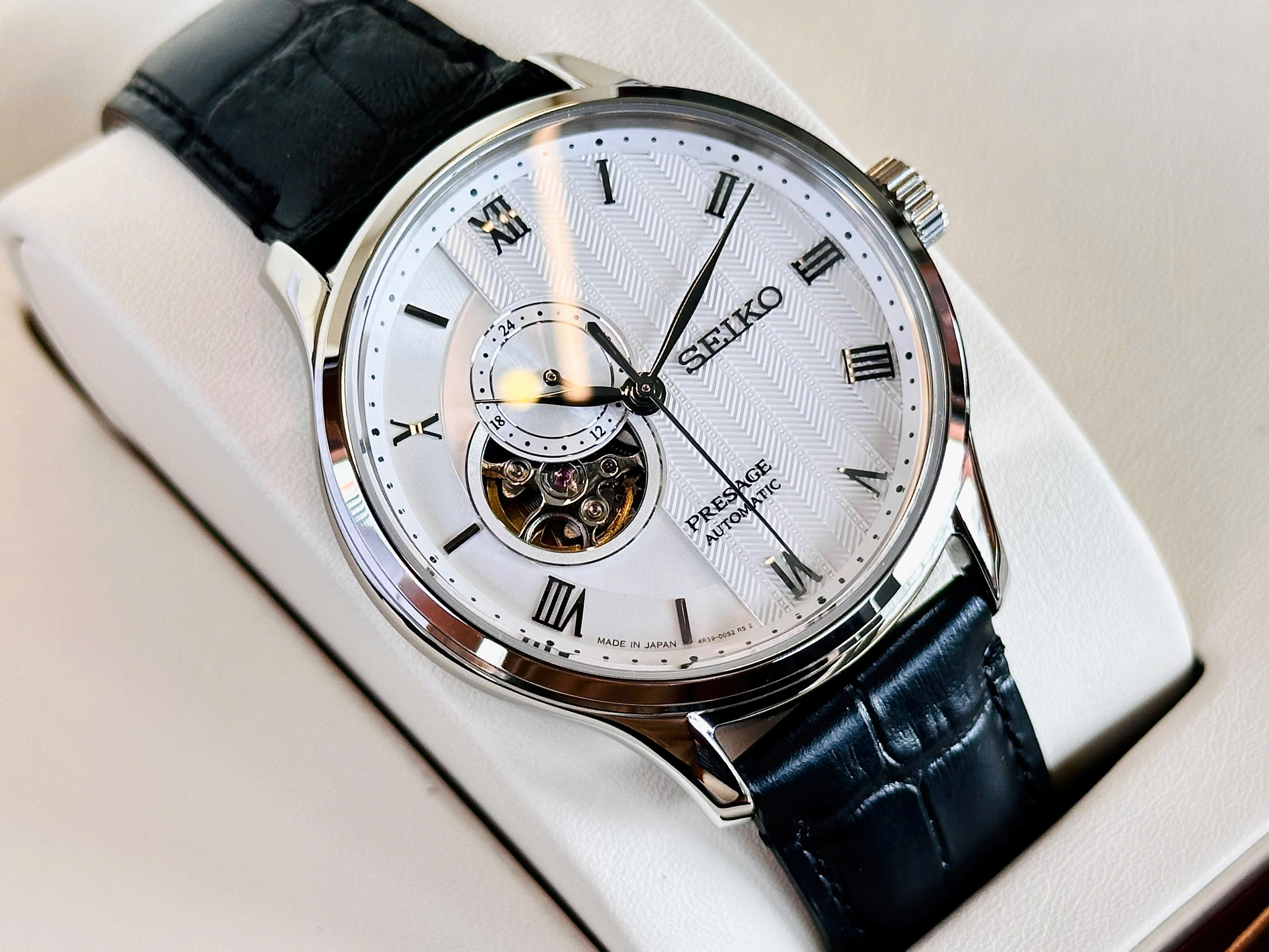 Đồng hồ nam Seiko Presage Open Heart SSA379J1 chính hãng 1