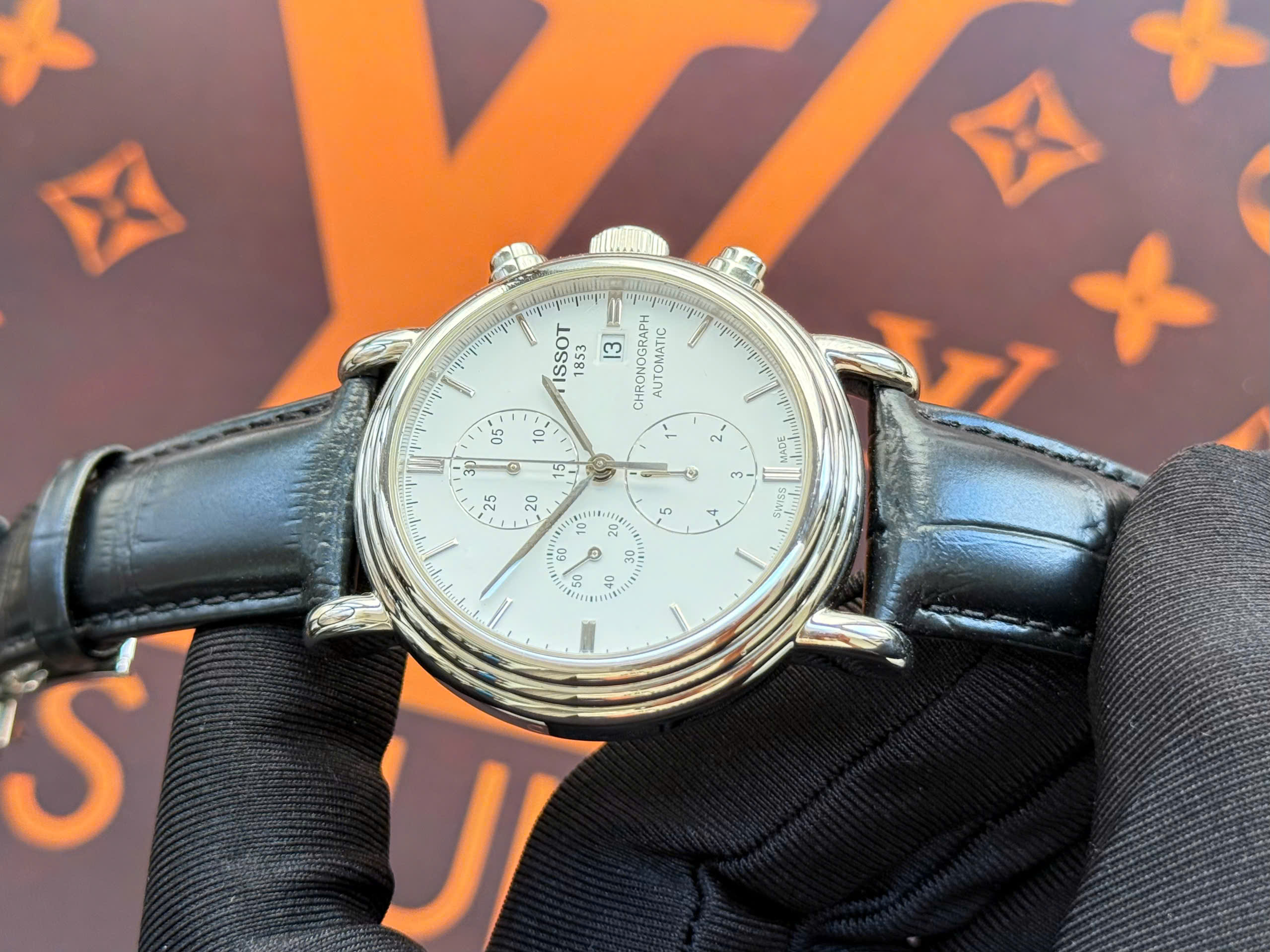 Đồng hồ nam Tissot Carson Chronograph Automatic T068.427.16.011.00 QSD 2