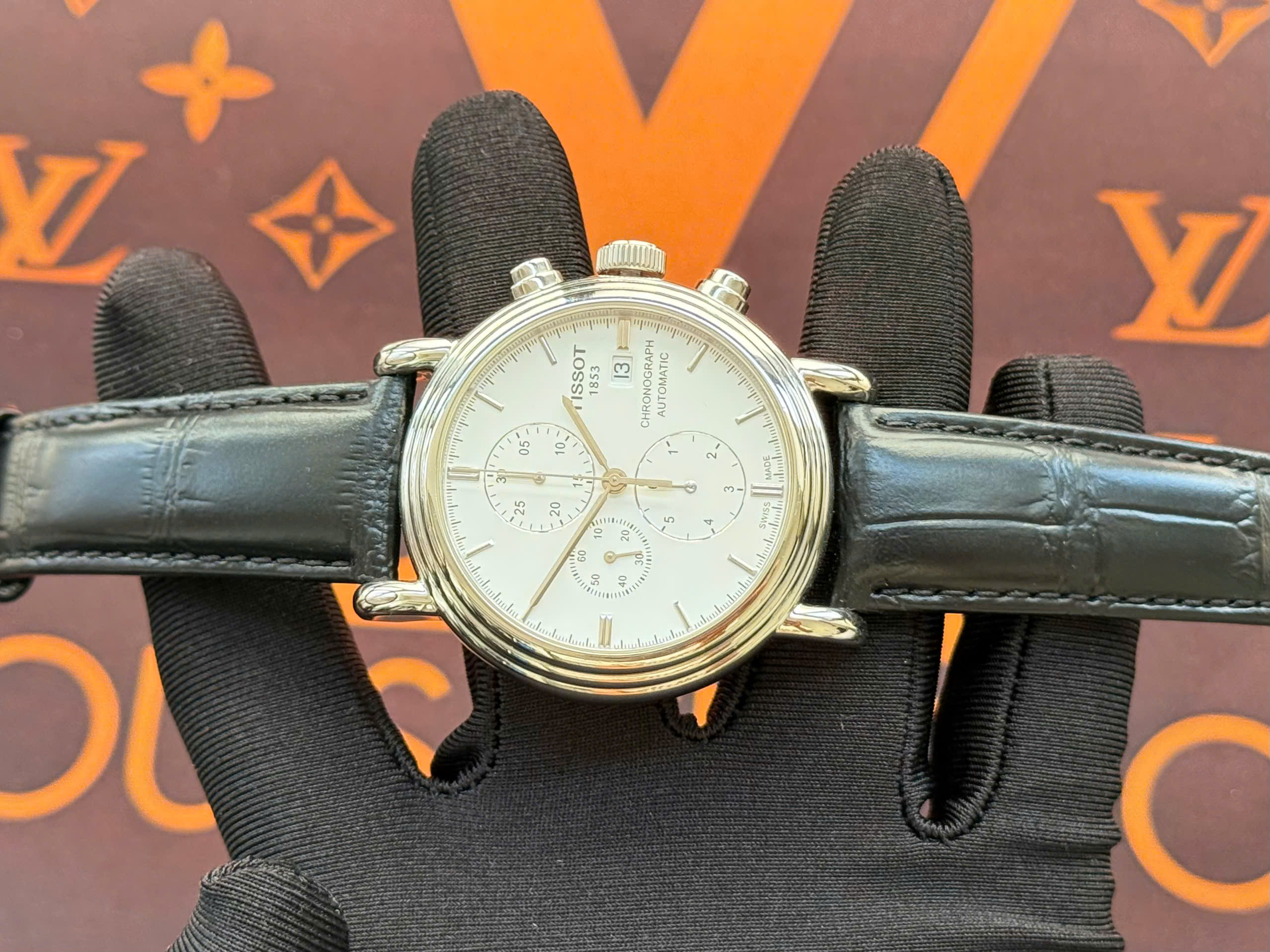 Đồng hồ nam Tissot Carson Chronograph Automatic T068.427.16.011.00 QSD 3