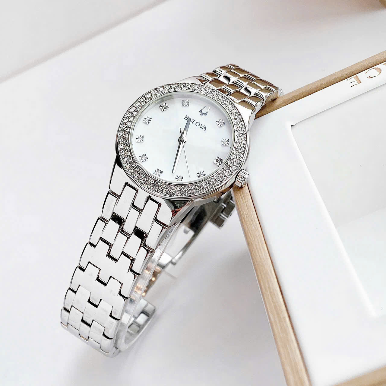 Đồng Hồ Nữ Bulova 96X144 Chính Hãng 9