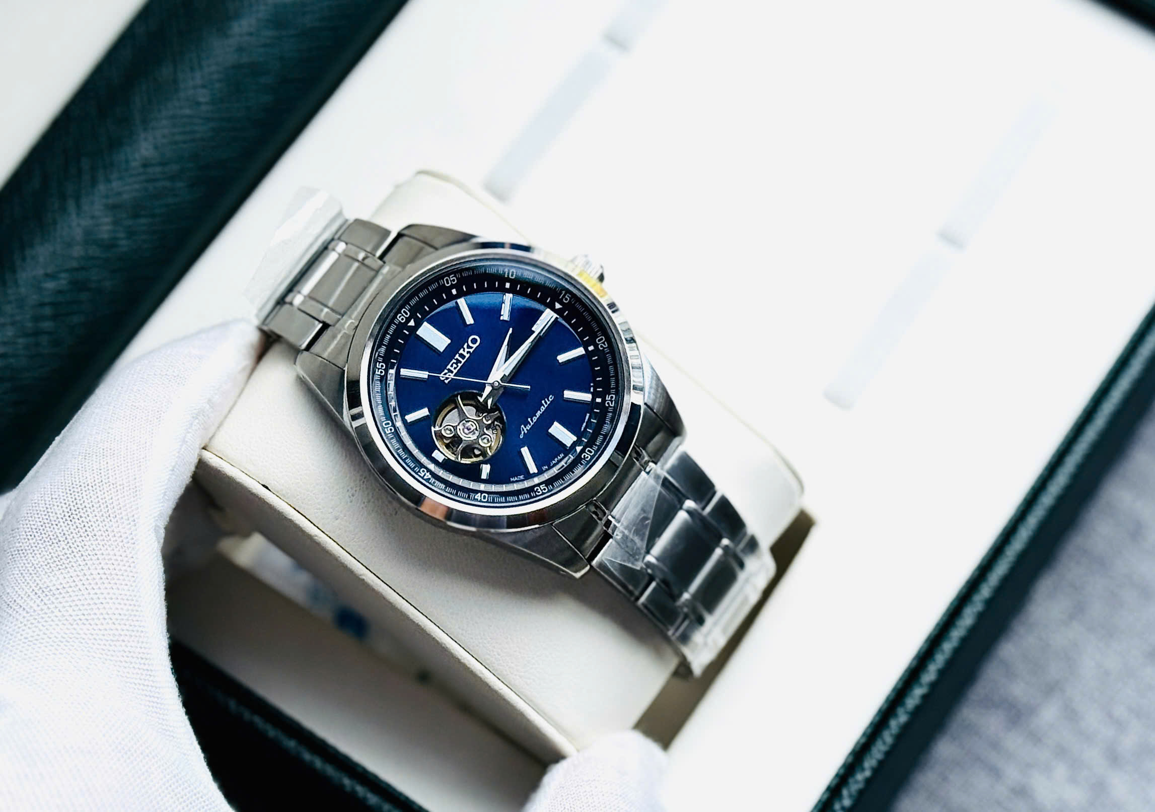 Đồng Hồ NamSeiko Open Heart SCVE051 Chính Hãng 4