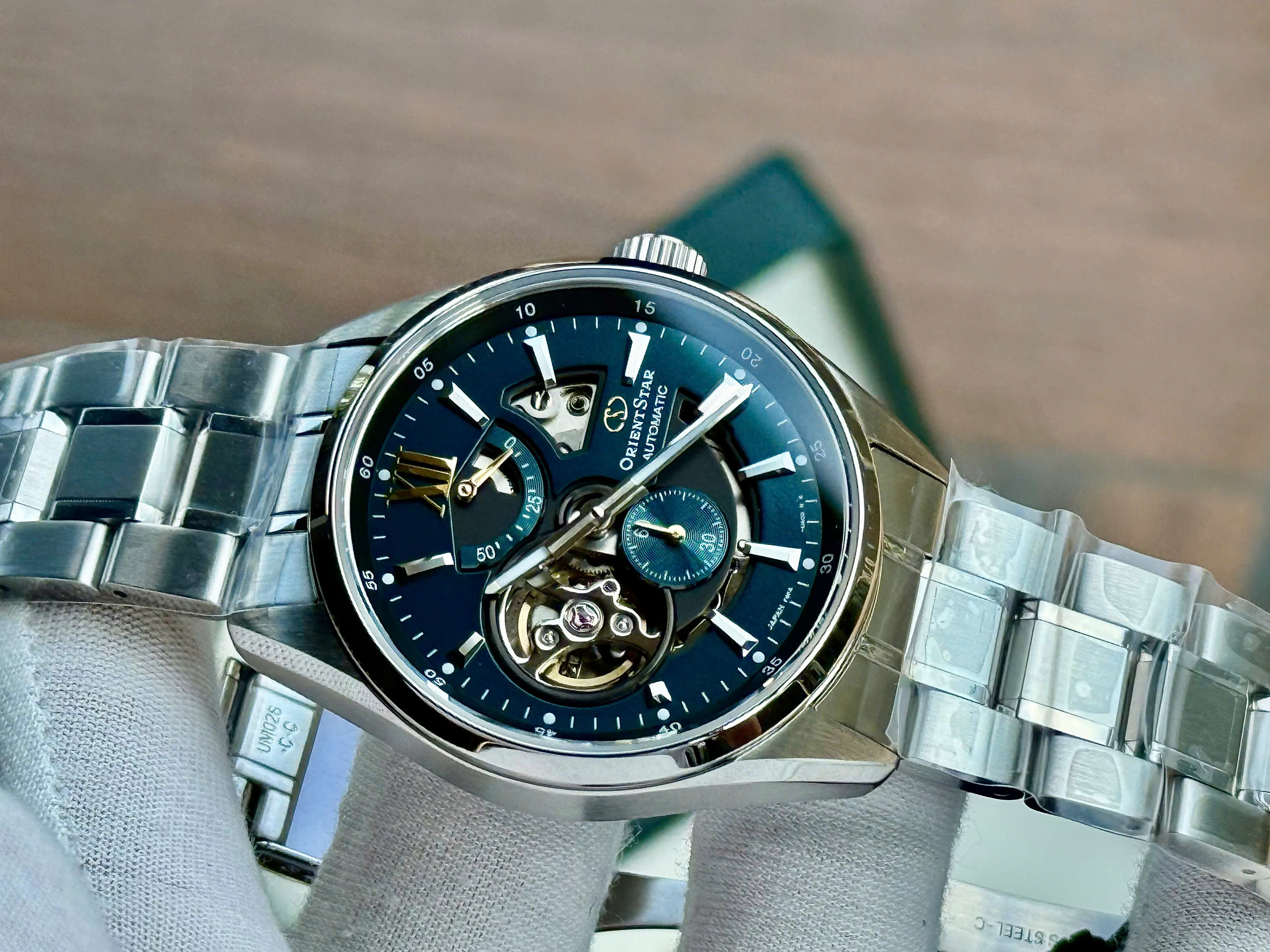 Đồng Hồ Nam Orient Star Skeleton Green RK-AV0114E Chính Hãng 1