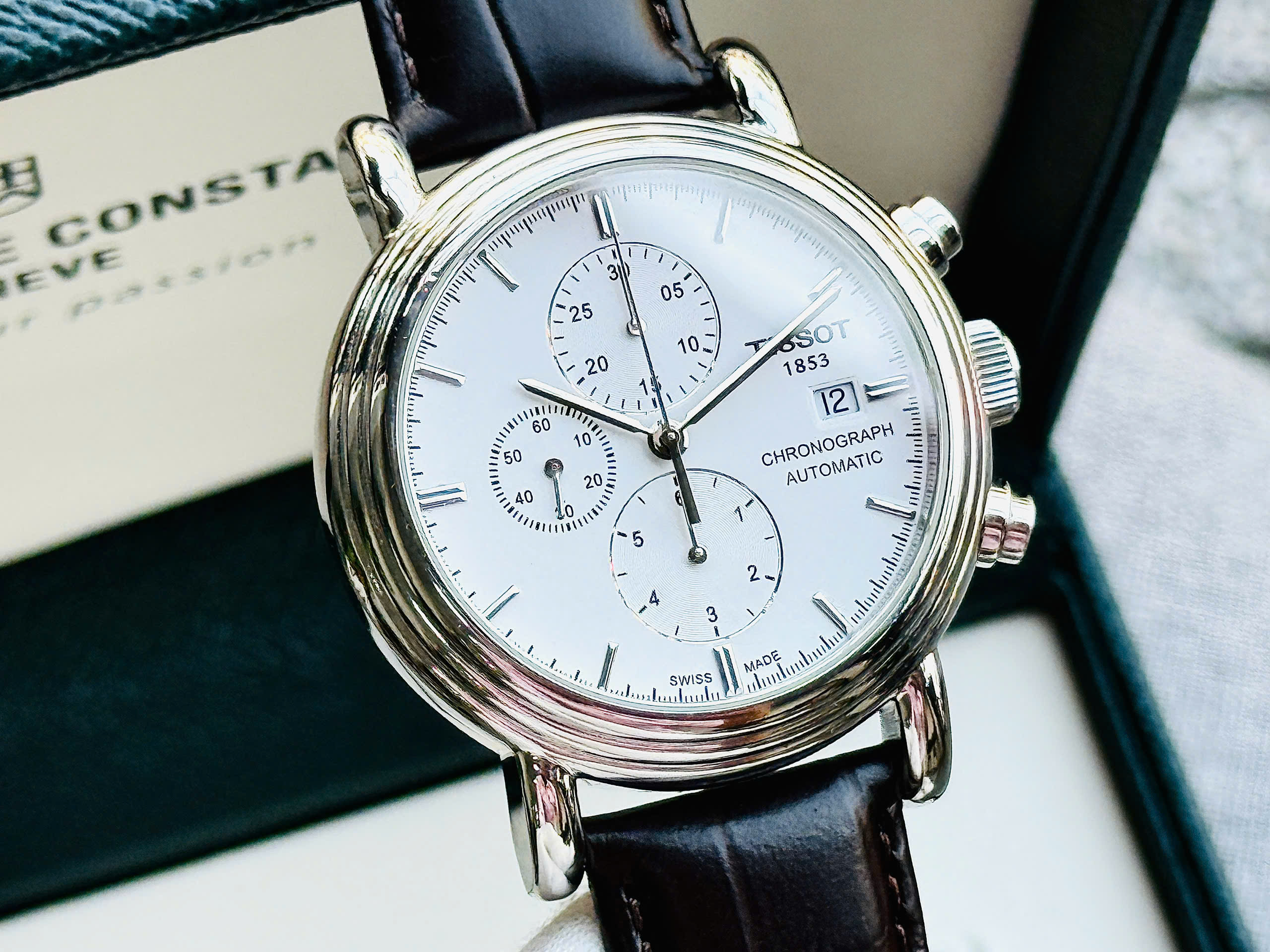 Đồng Hồ Nam Tissot Carson Automatic T068.427.16.011.00 QSD 3