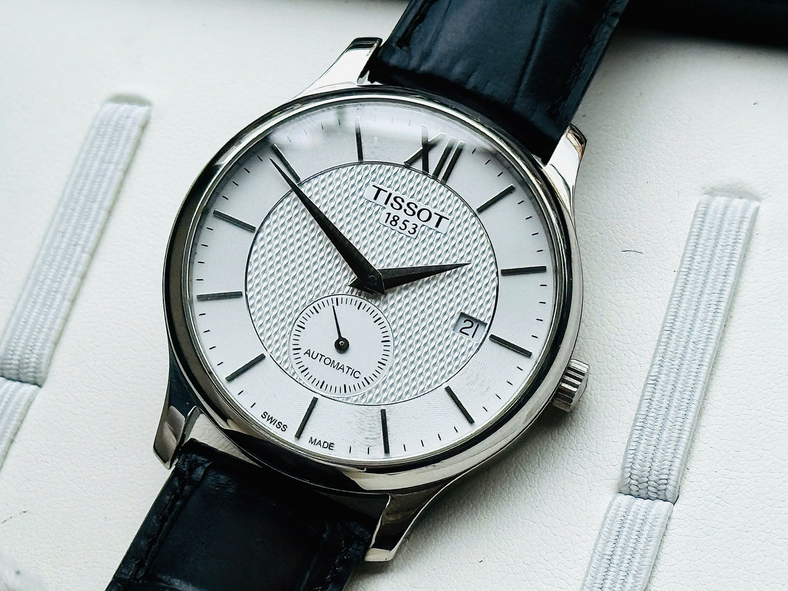 Đồng Hồ Nam Tissot T-Classic Tradition T063.428.16.038.00 QSD 1