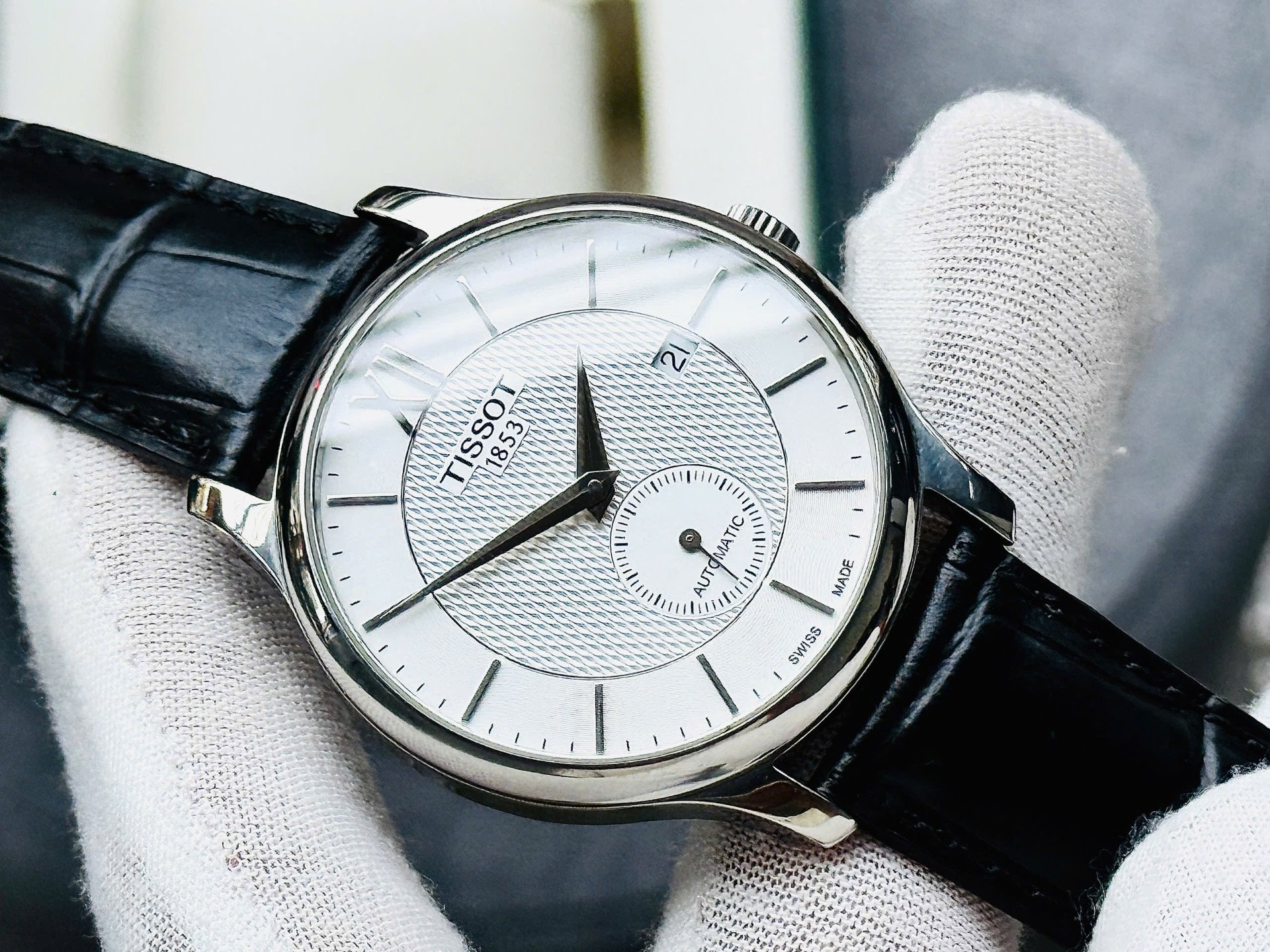 Đồng Hồ Nam Tissot T-Classic Tradition T063.428.16.038.00 QSD 3
