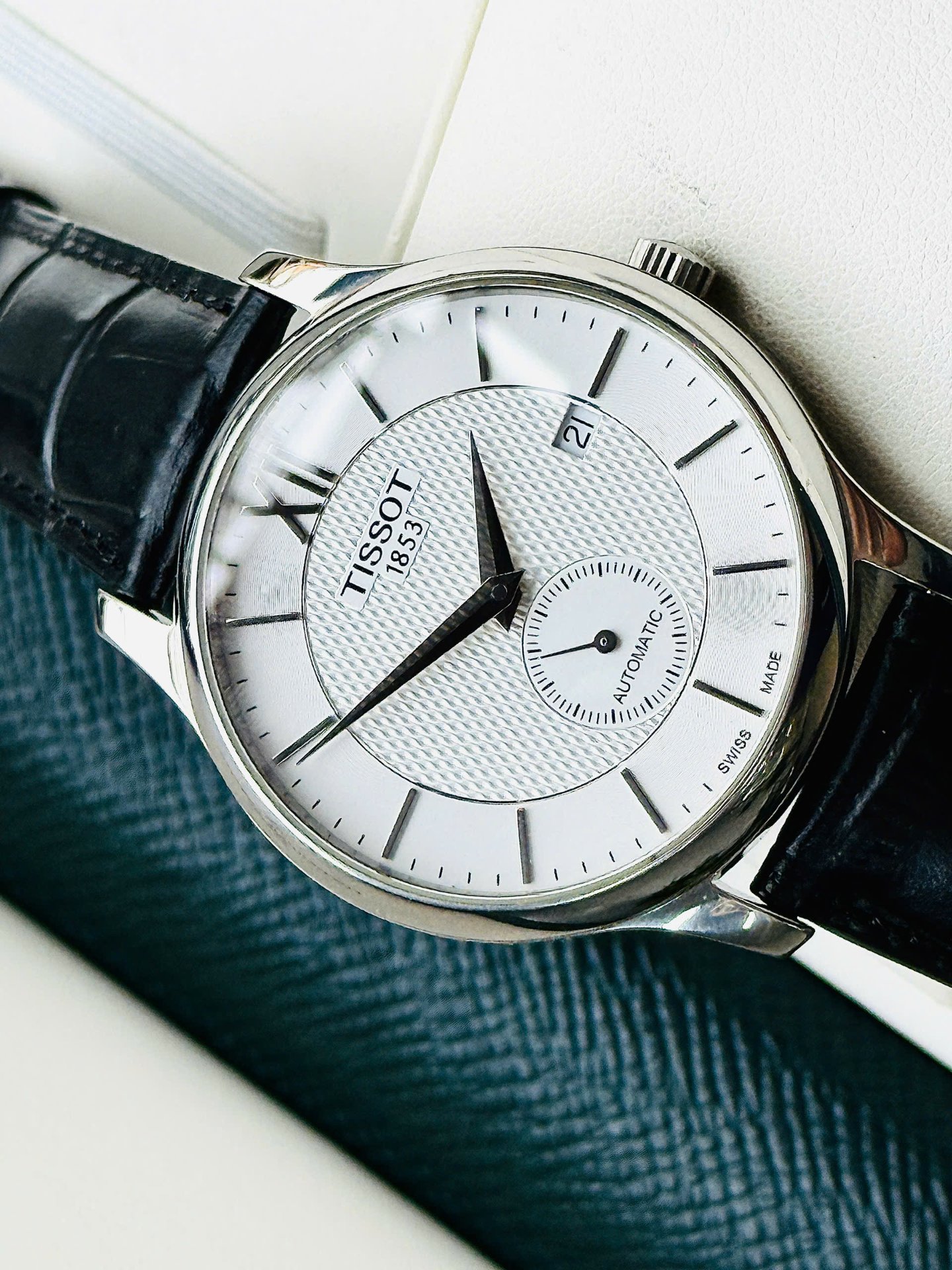 Đồng Hồ Nam Tissot T-Classic Tradition T063.428.16.038.00 QSD 6