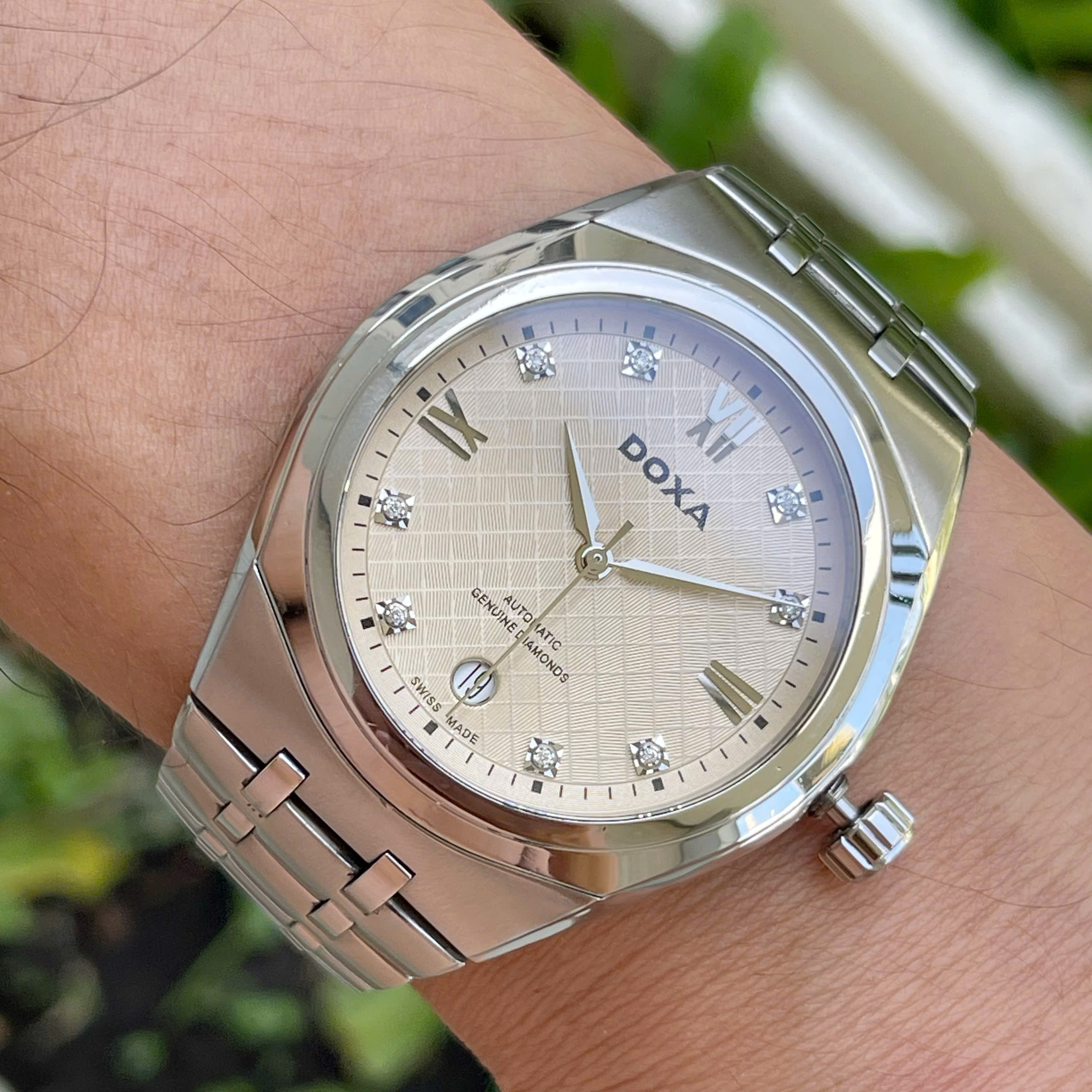 Đồng Hồ Nam Doxa Precious D120SIY QSD 9