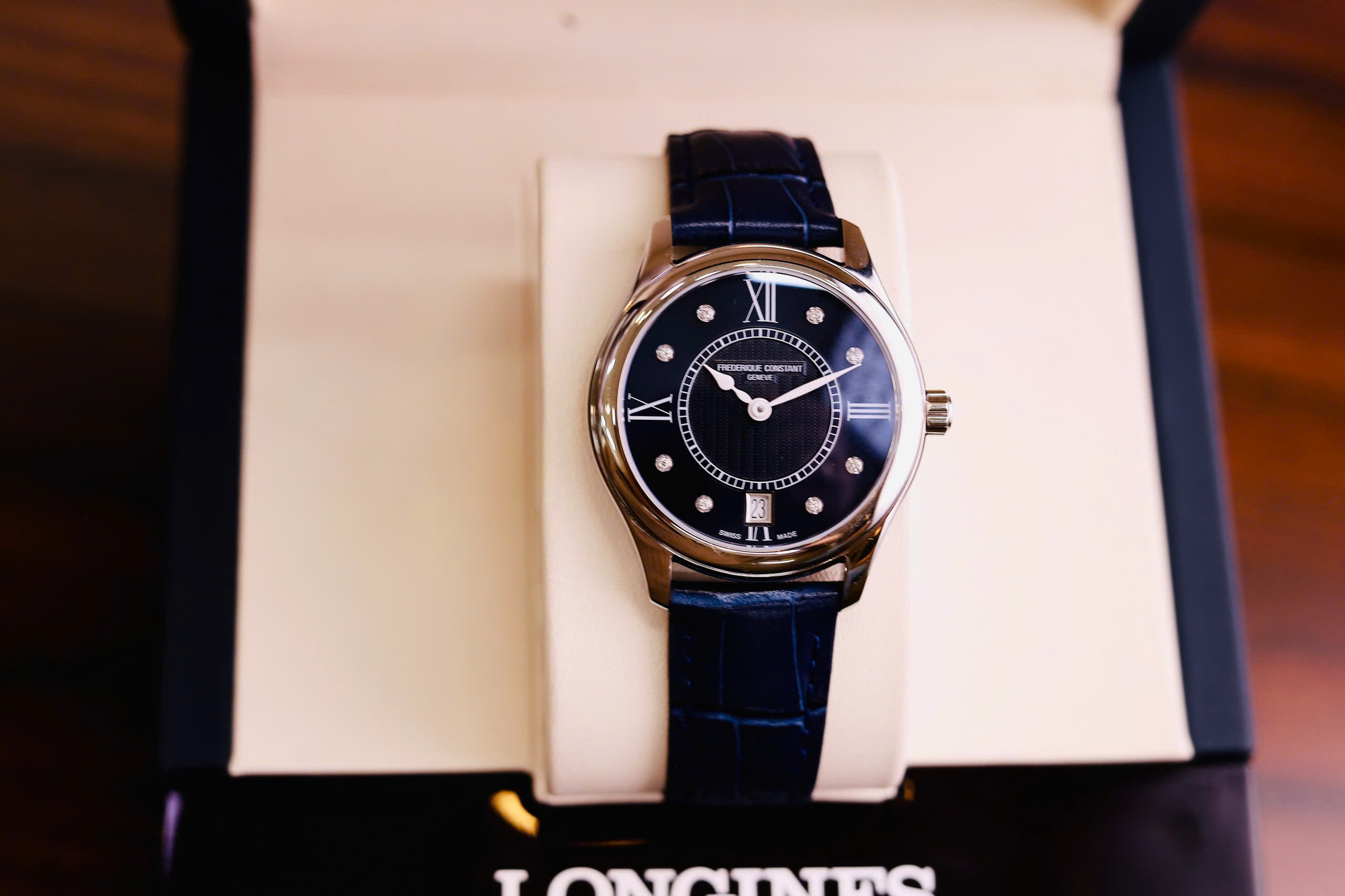 Đồng Hồ Unisex Frederique Constant Classics Diamond FC-220MND3B26 Chính Hãng 1