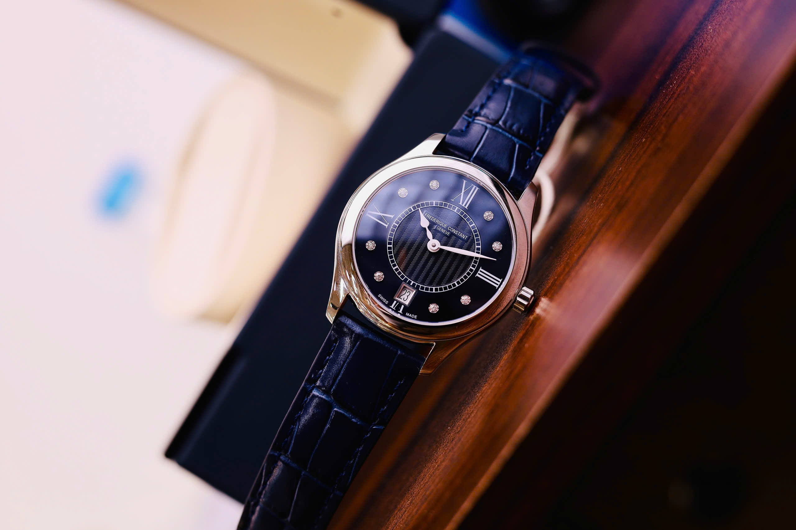 Đồng Hồ Unisex Frederique Constant Classics Diamond FC-220MND3B26  Chính Hãng 6