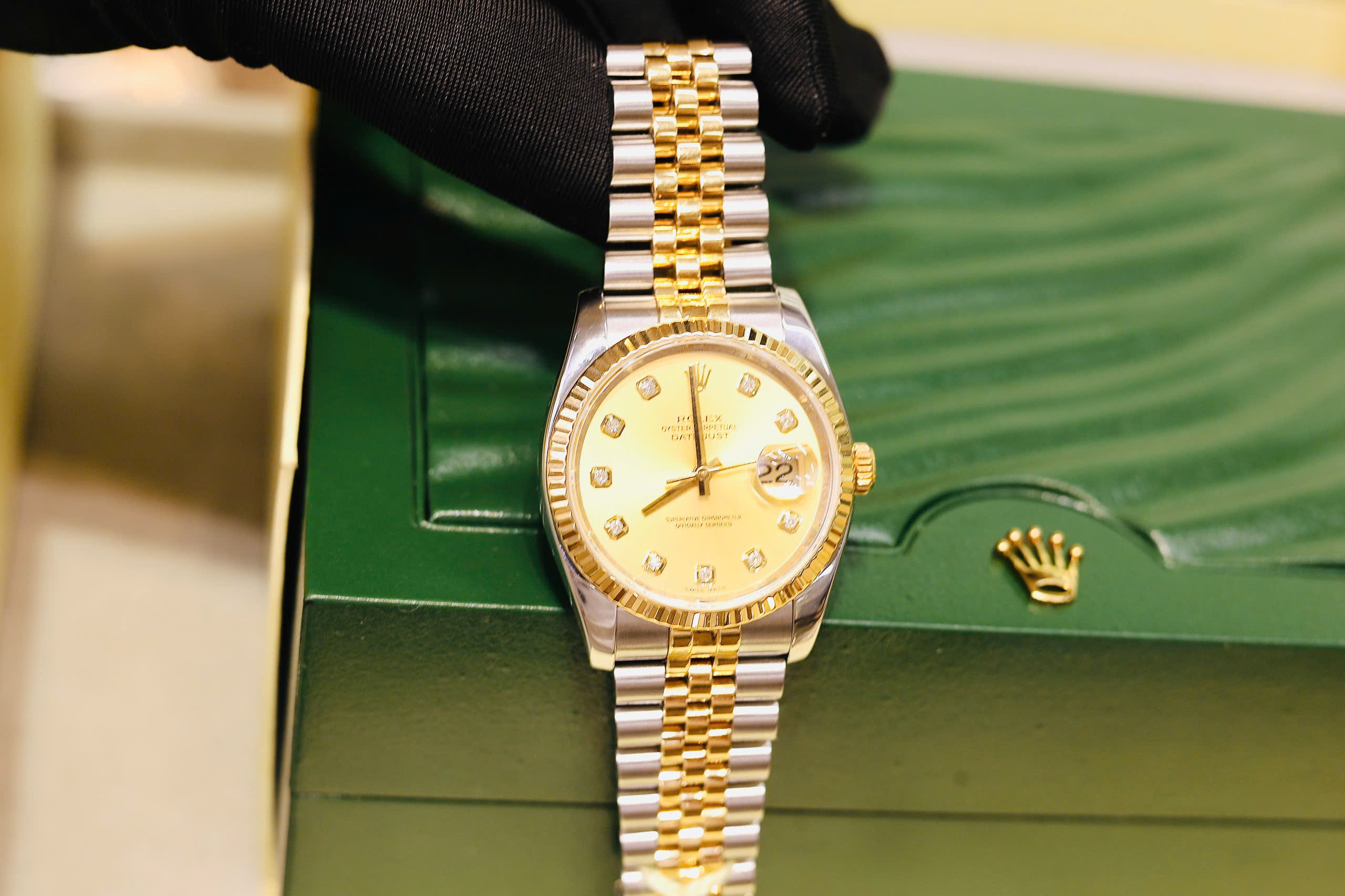 Đồng Hồ Nam Rolex Datejust 126233 Champagne QSD 10
