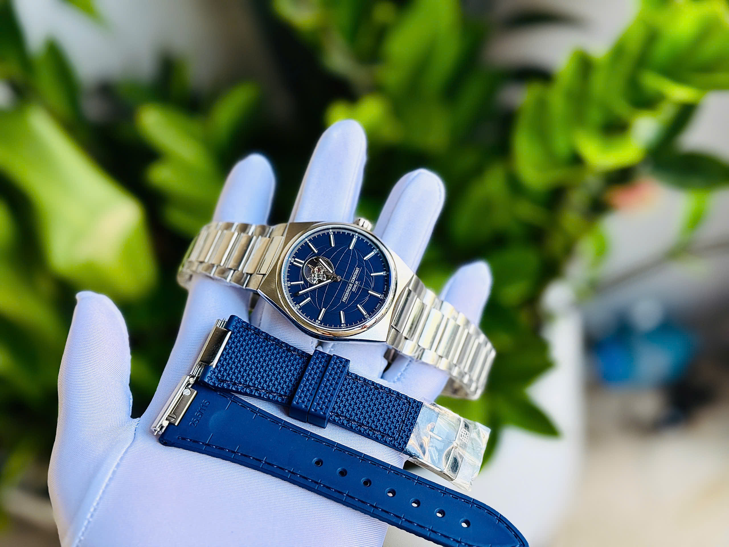 Đòng Hồ Nam Frederique Constant Highlife Heart Beat FC-310N4NH6B Chính Hãng 2