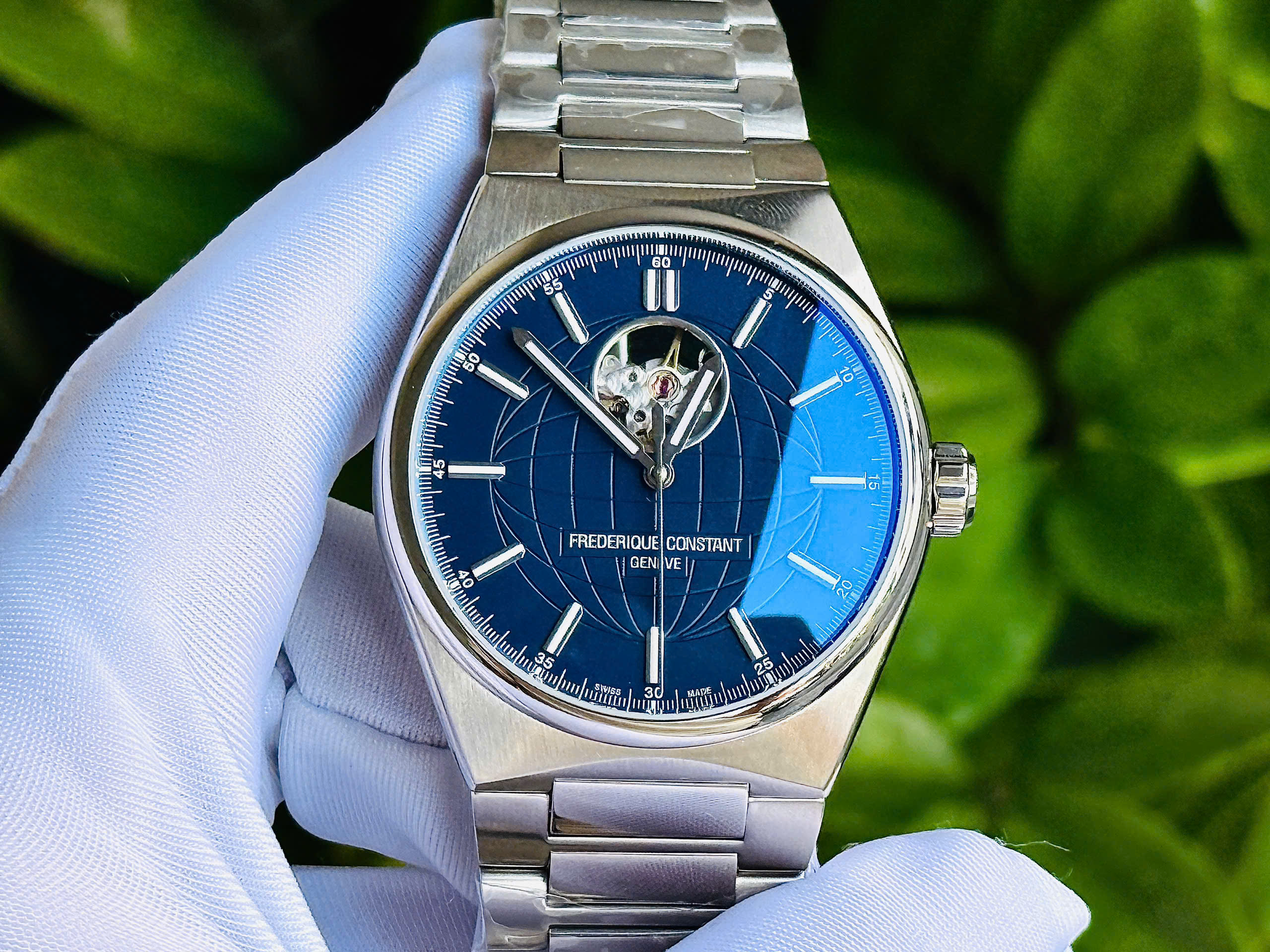 Đòng Hồ Nam Frederique Constant Highlife Heart Beat FC-310N4NH6B Chính Hãng 3