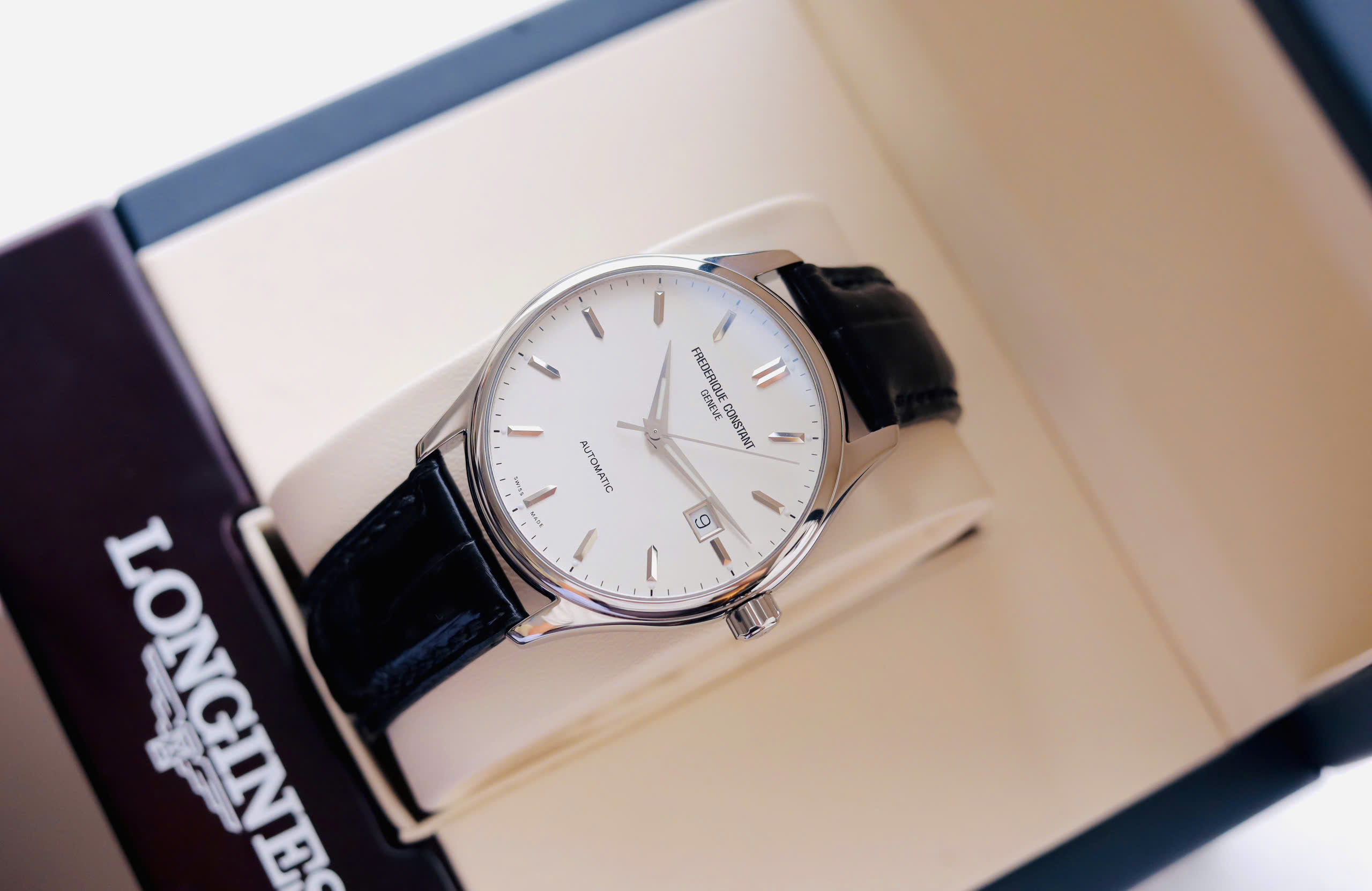 Đồng Hồ Nam Frederique Constant FC-303S5B6 QSD 8