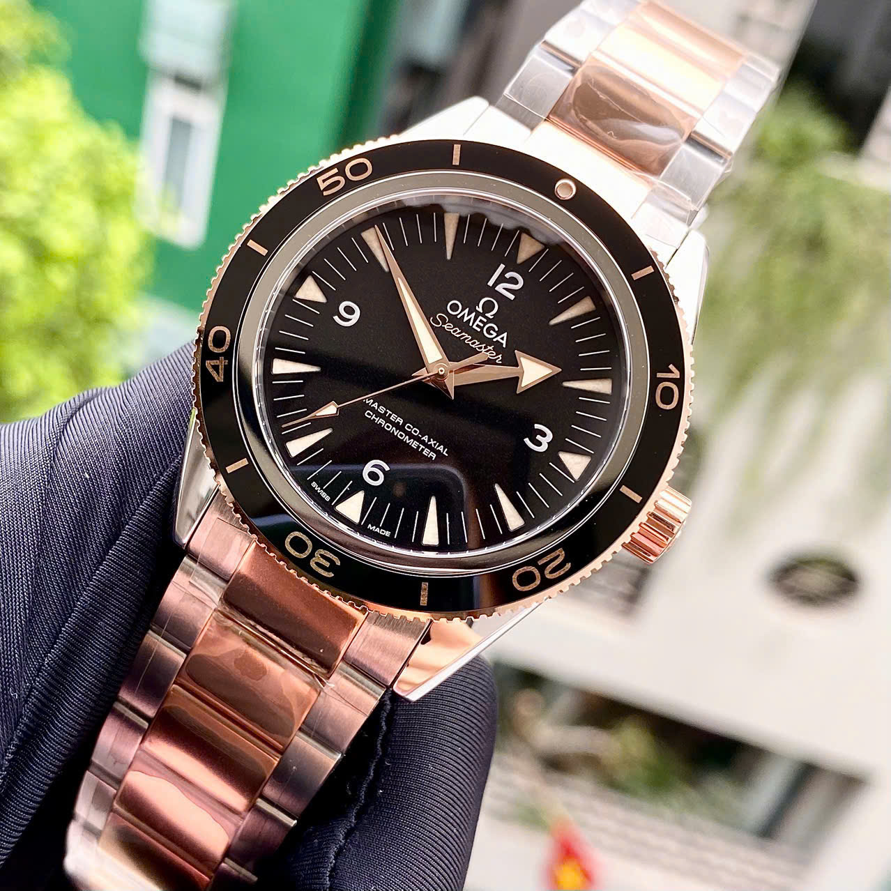 Đồng Hồ Nam Omega Seamaster 300 Master 233.20.41.21.01.001 Chính Hãng 7