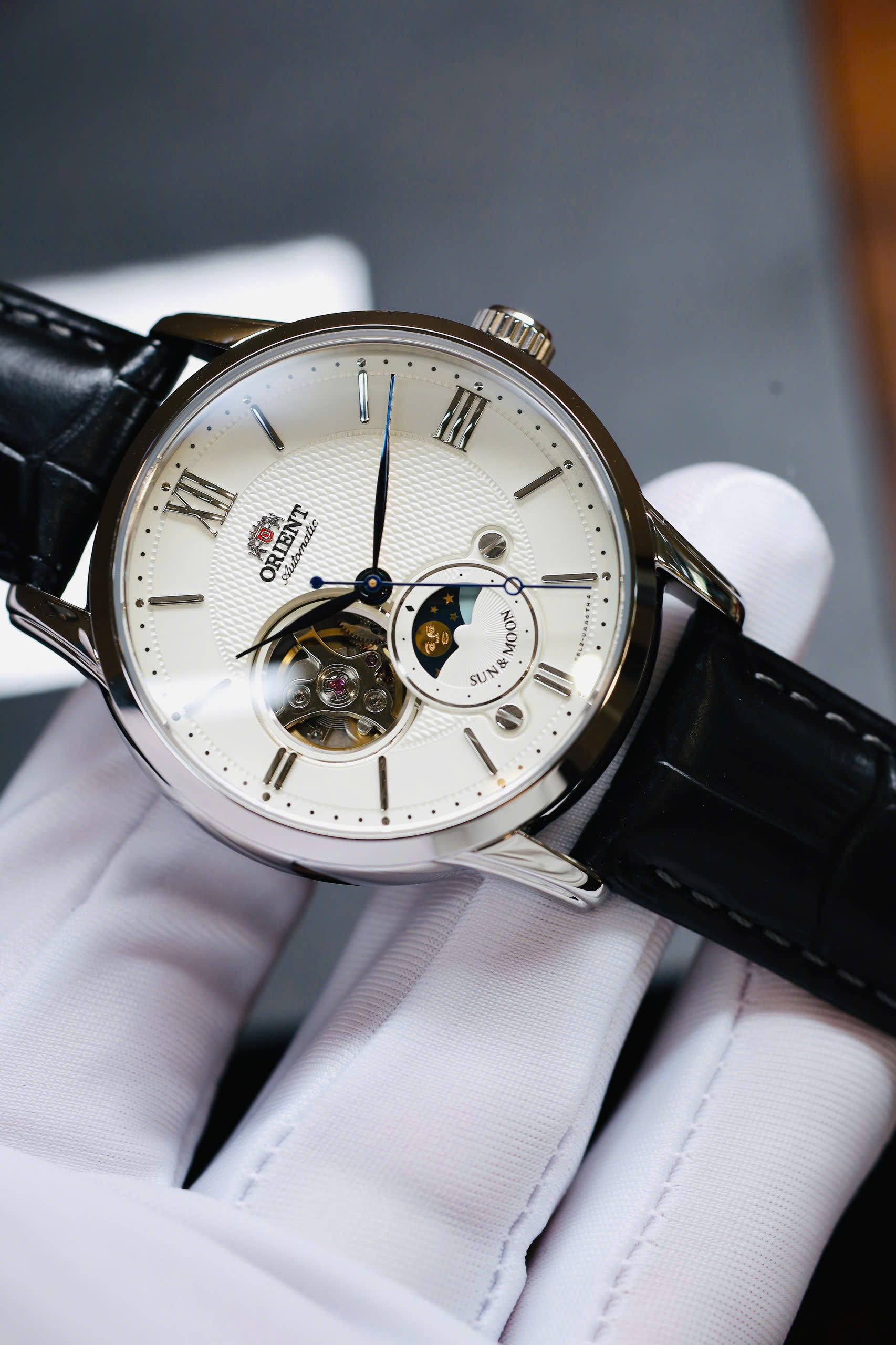 Đồng hồ Orient Sun & Moon 42 mm Nam RA-AS0011S30B 5