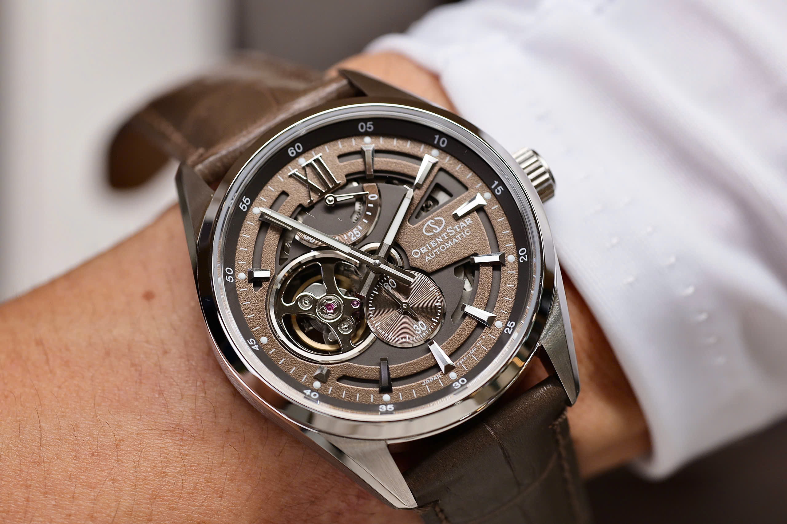 Đồng hồ Nam ORIENT STAR Modern Skeleton 4