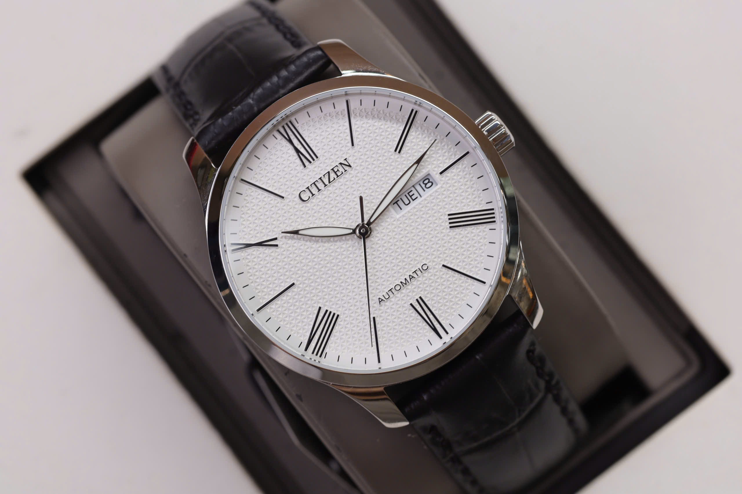 Đồng hồ Citizen NH8350-08A 5
