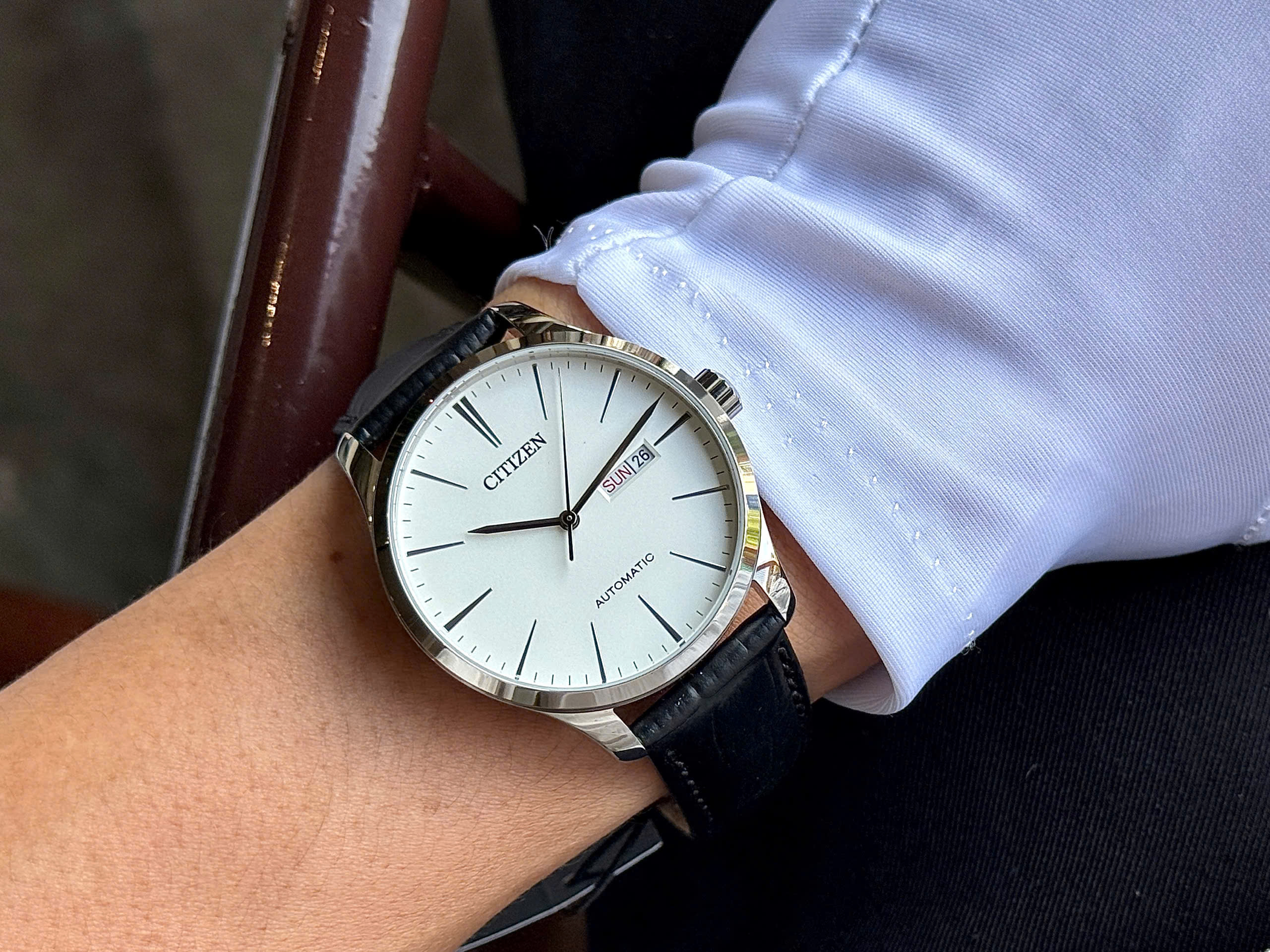 Chia sẻ    Đồng Hồ Nam Citizen Automatic NH8350-08B 7