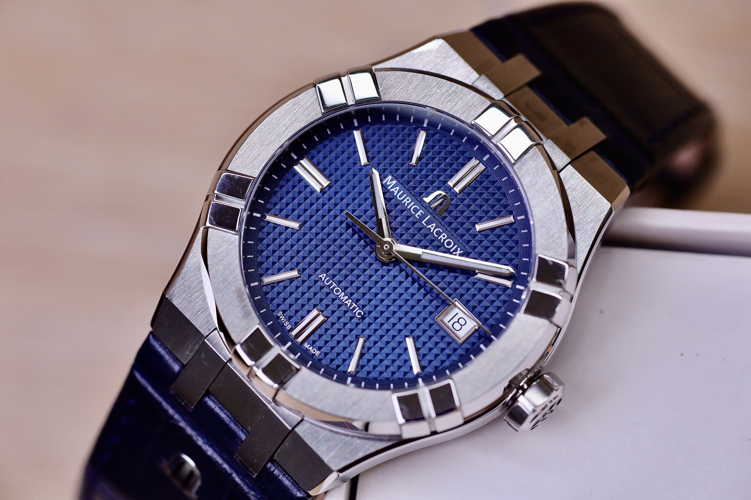 Maurice Lacroix Aikon Blue 2