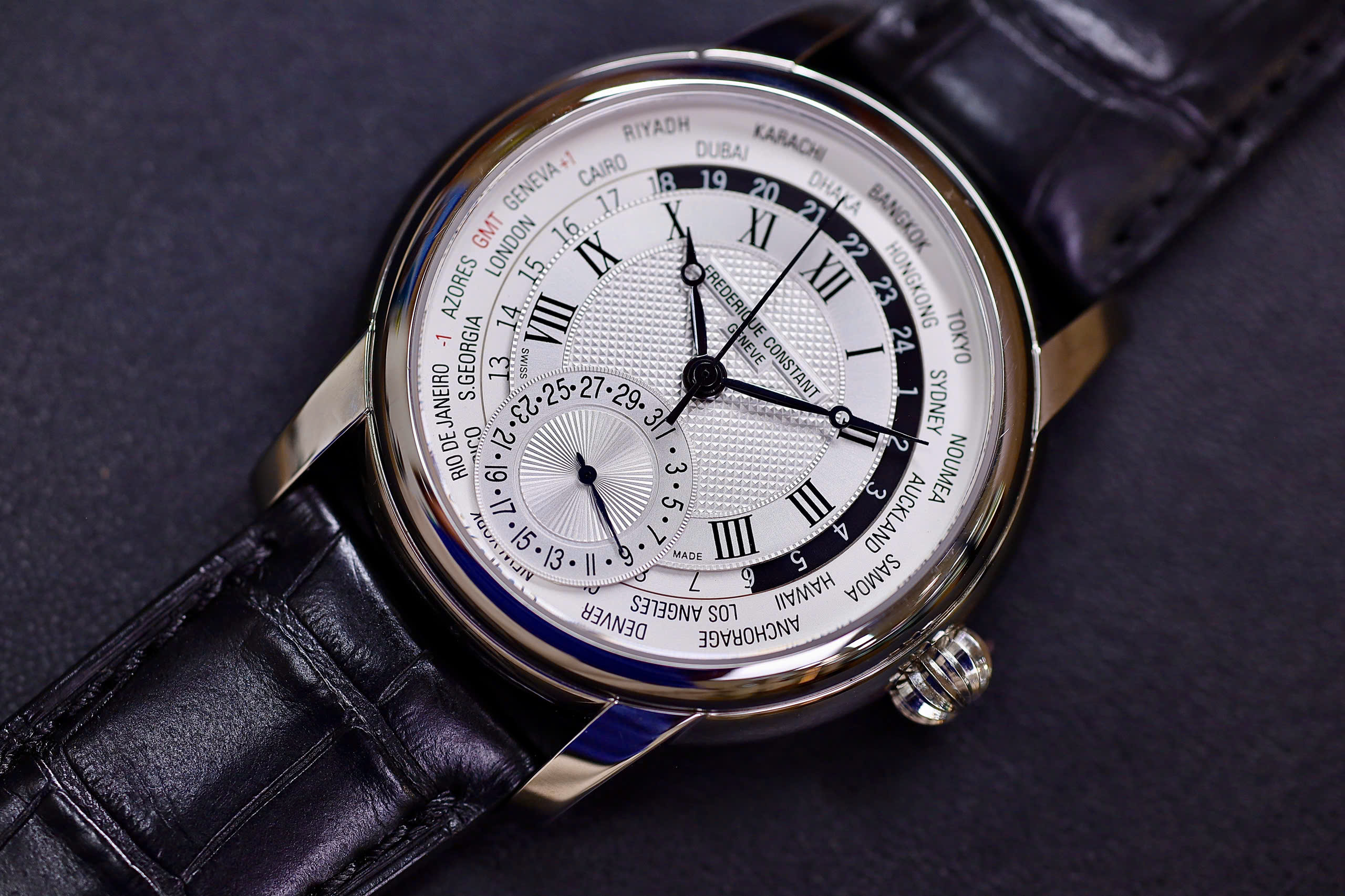 Đồng Hồ Nam Frederique Constant Worldtime FC-718MC4H6 Chính Hãng 1