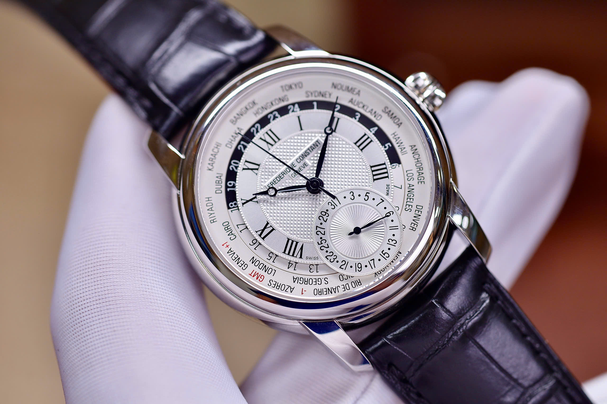 Đồng Hồ Nam Frederique Constant Worldtime FC-718MC4H6  Chính Hãng 4