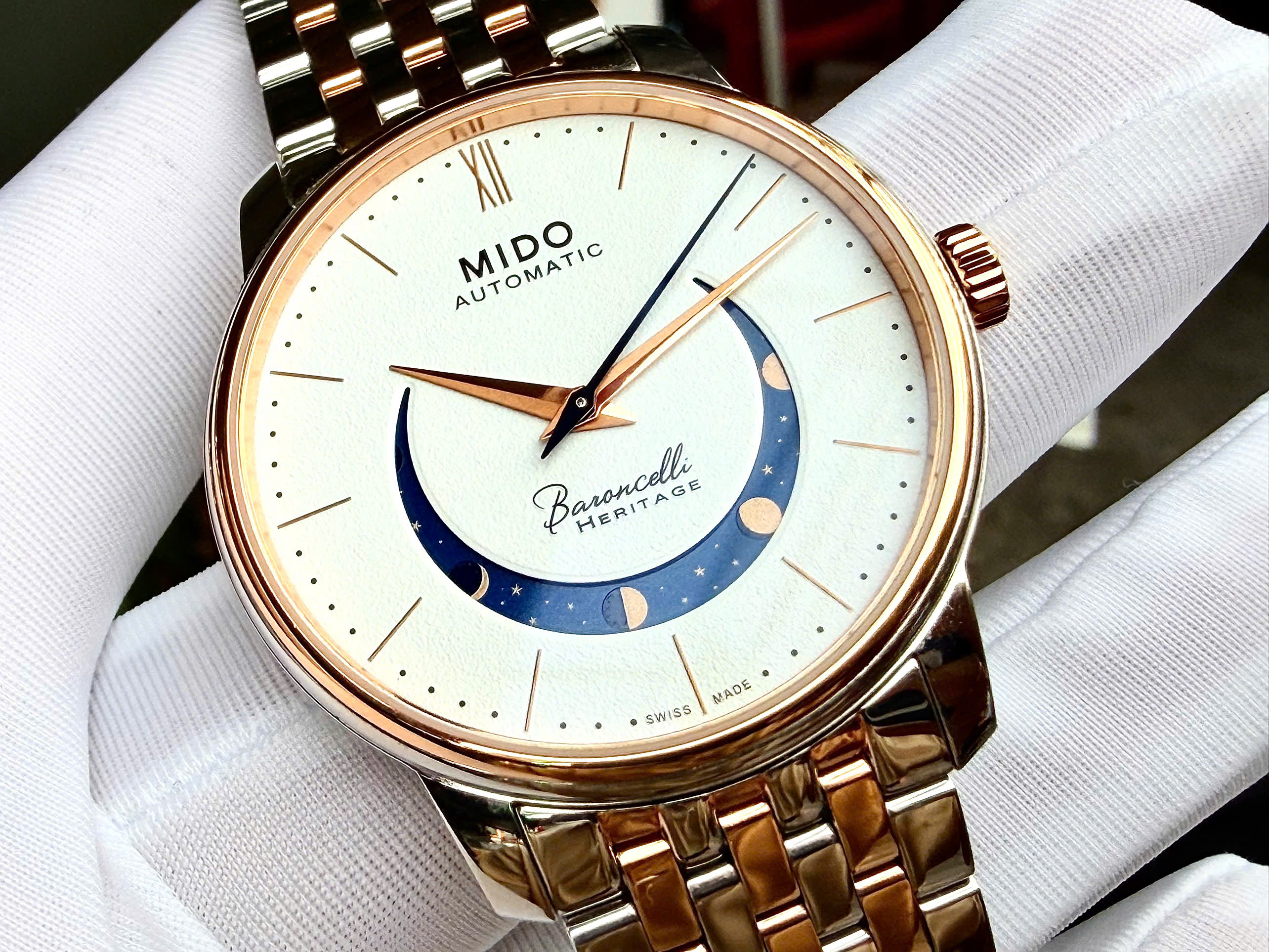 Đồng Hồ Nam Mido Baroncelli Smiling Moon Gent Watch M0274072201001 Màu Vàng Hồng 1