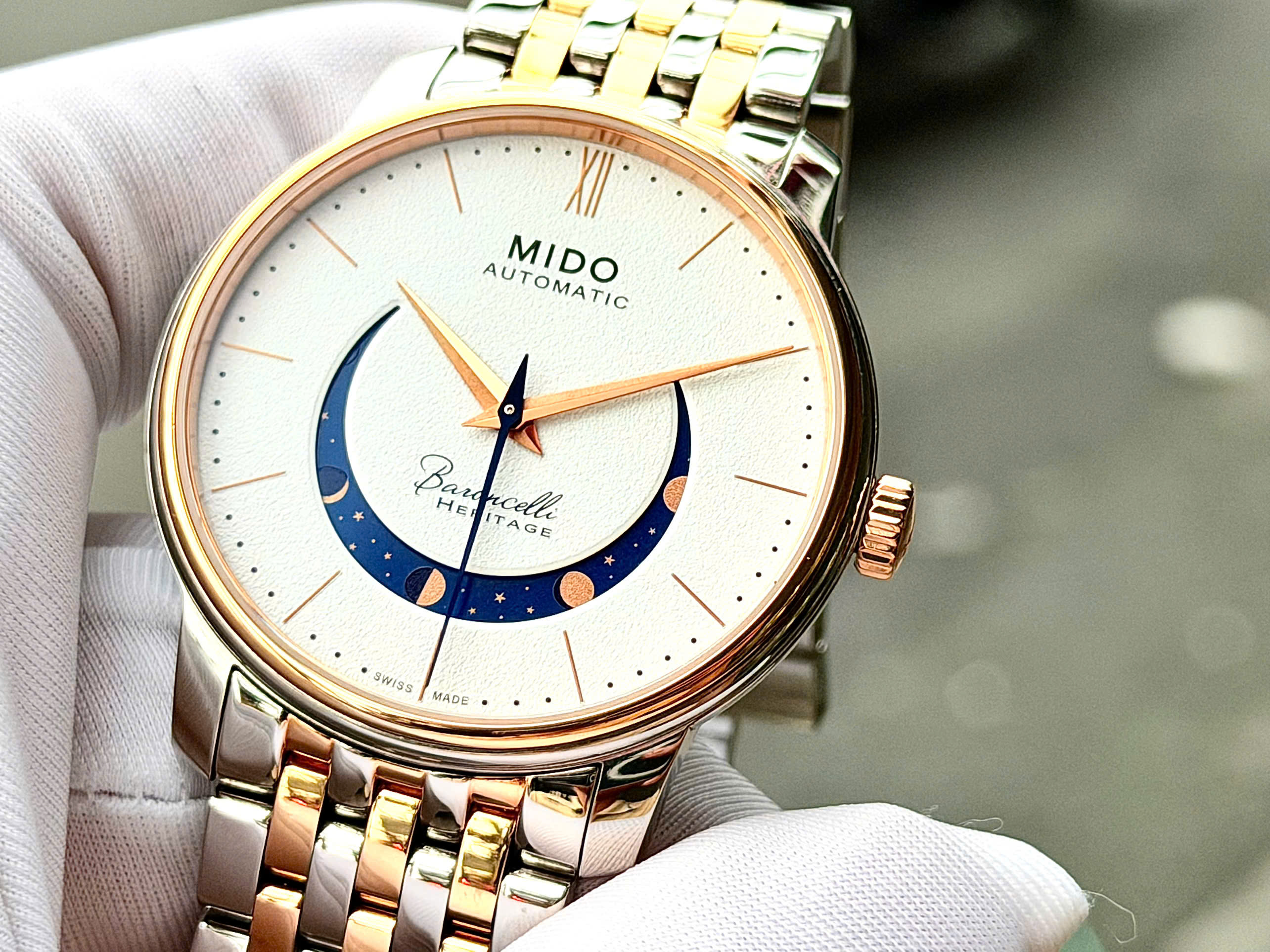 Đồng Hồ Nam Mido Baroncelli Smiling Moon Gent Watch M0274072201001 Màu Vàng Hồng 7