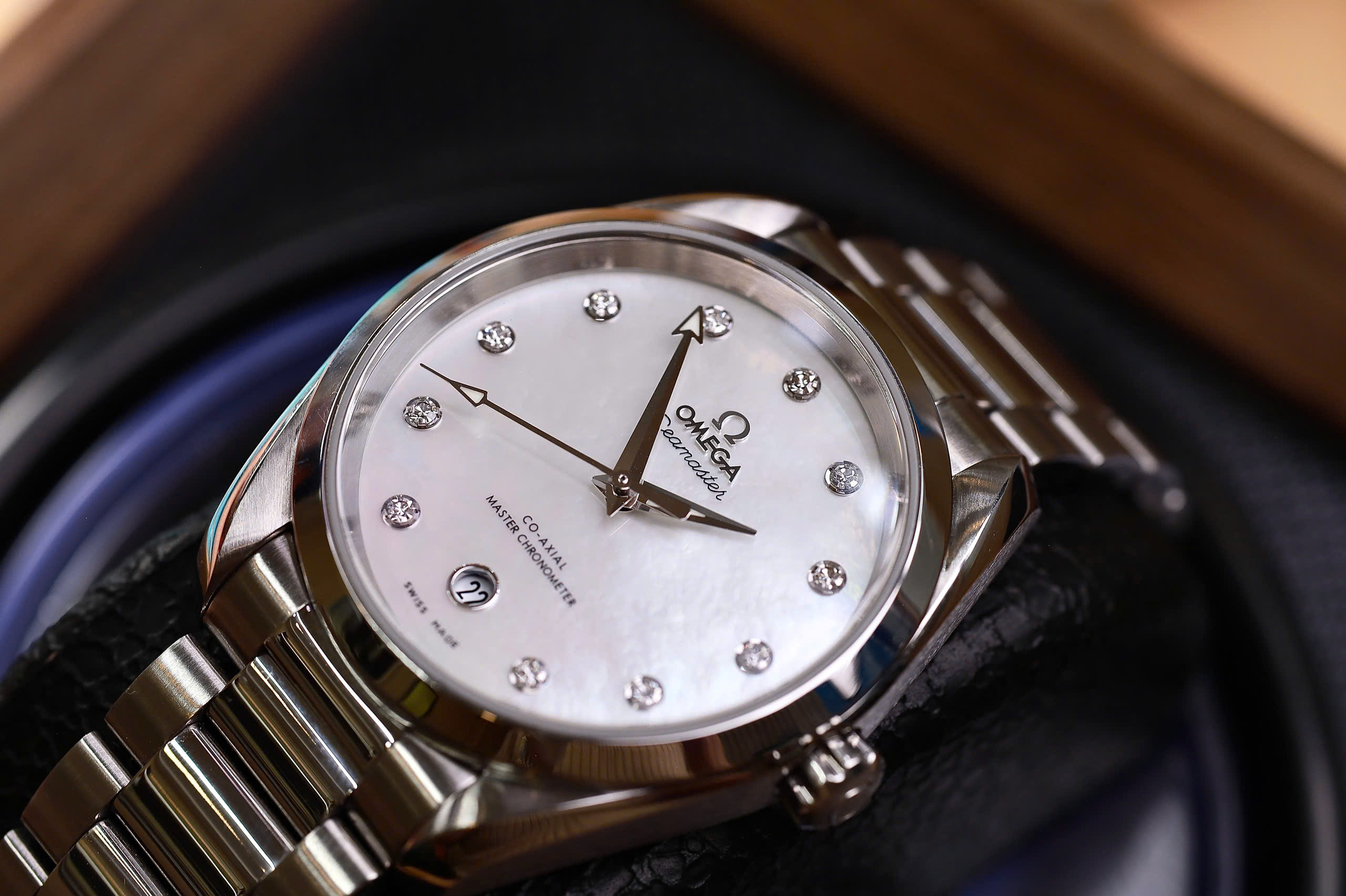 Đồng Hồ Omega Seamaster Aqua-Terra 220.10.38.20.55.001 4