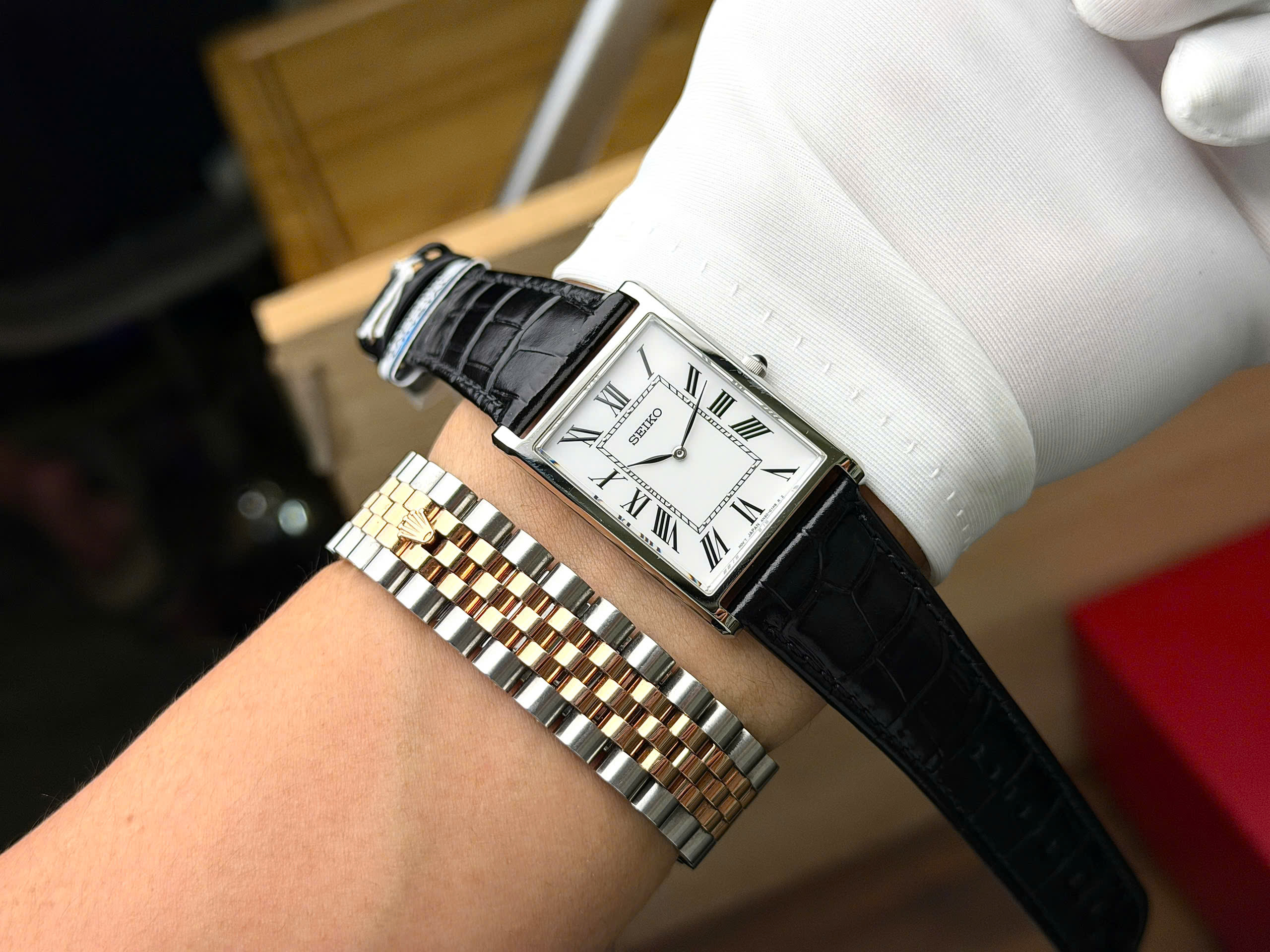 Seiko Tank Quartz SWR103P1 6